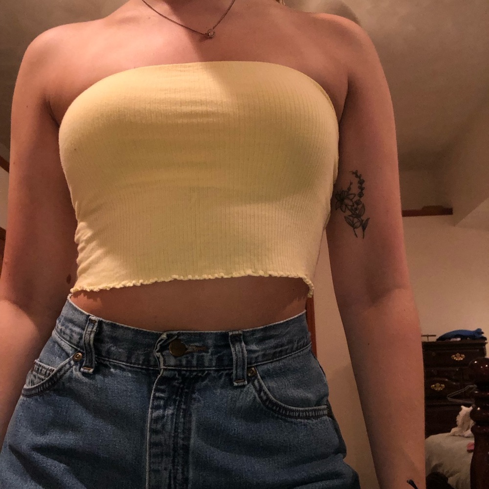 ribbed lettuce hem yellow tube top